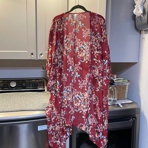 Floral kimono size M/L